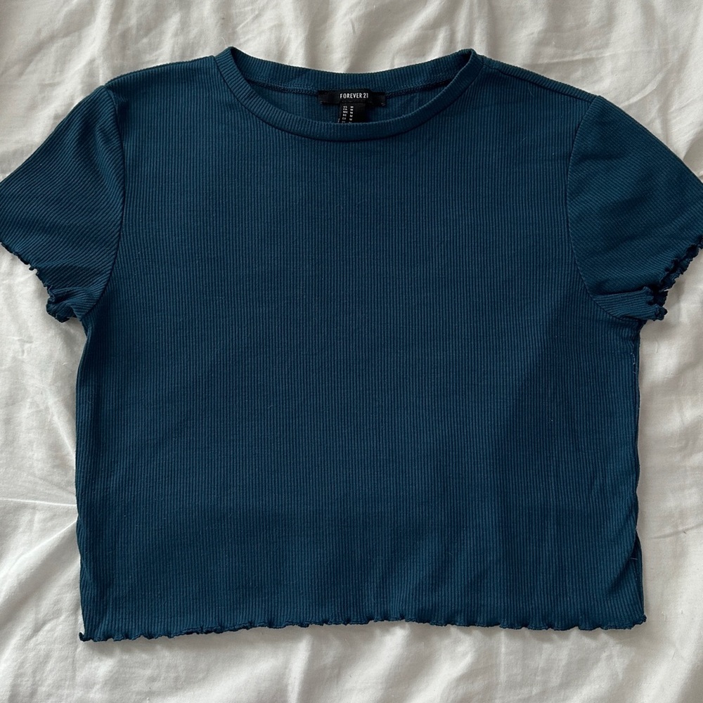 blue top 💙
